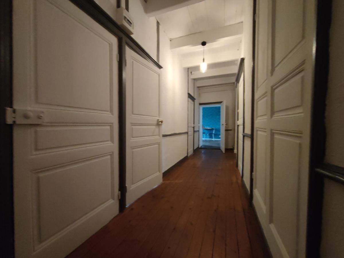 Apartamento Relais De La Tour Callac Exterior foto